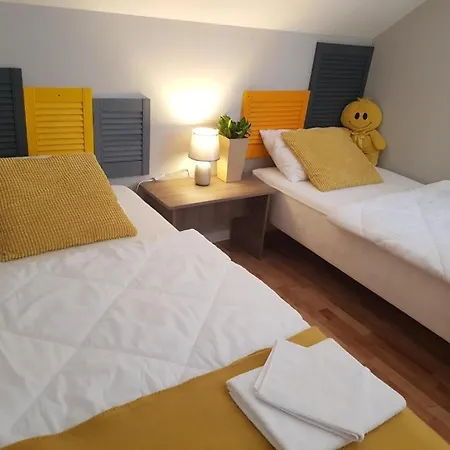 Corden Village بيت خشبي *