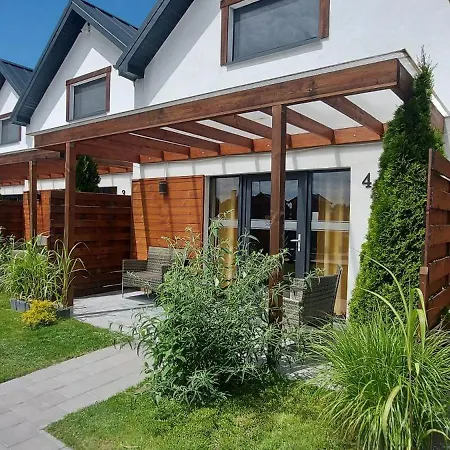 אכסניה Corden Village *