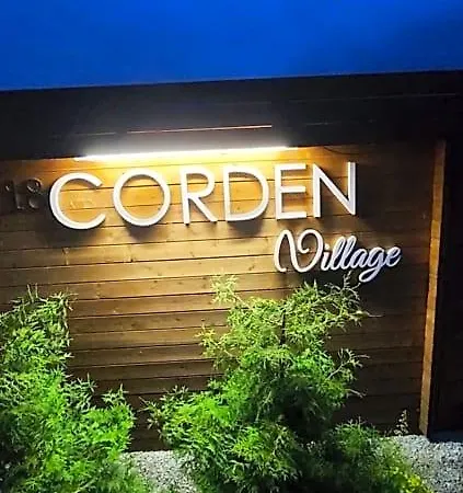 山林小屋 Corden Village 莱鲍