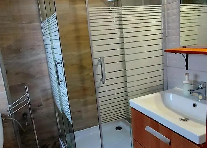 Corden Village ロッジ